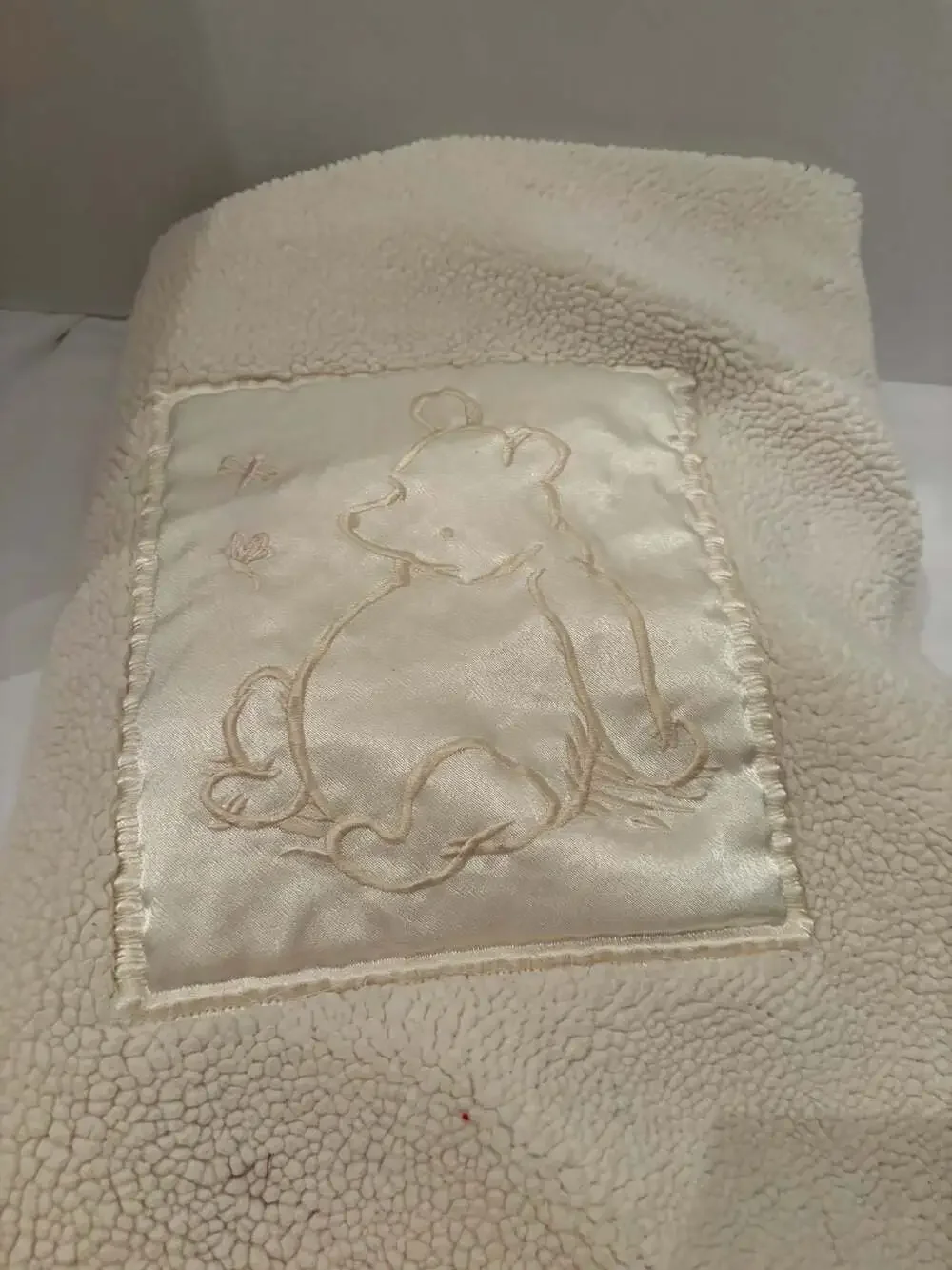 Disney Baby Winnie the Pooh Cream Sherpa Baby Blanket with Satin Trim